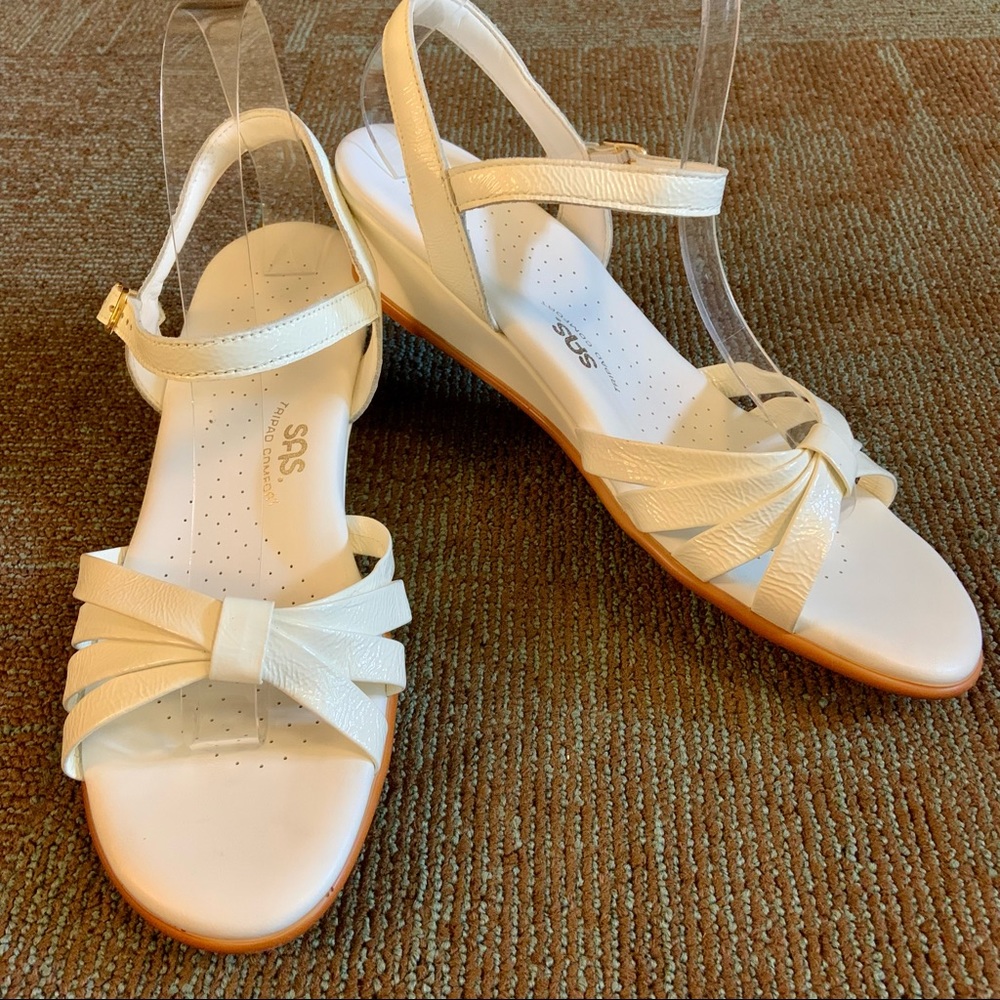 SAS Bone White Patent Leather Strippy Quarter Strap Wedge Sandals 10 M